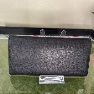 Authentic Burberry Black Soft Leather Bifold Wallet w/ Nova Check Interior Slot